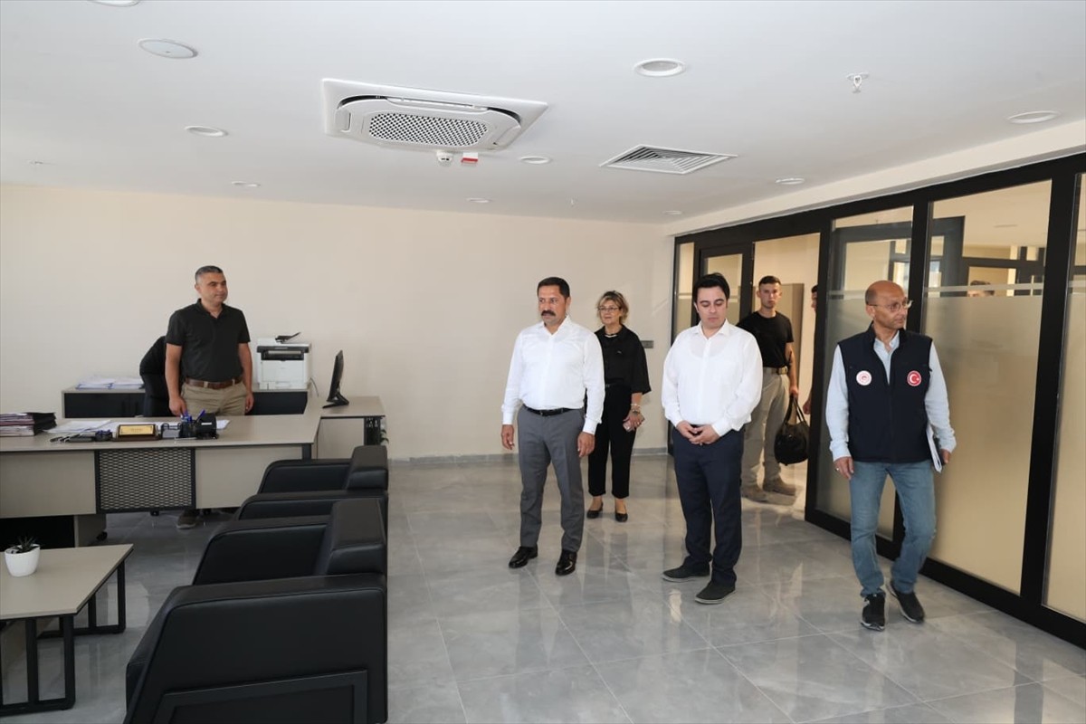 Hatay Valisi Mustafa Masatlı, 6 Şubat 2023'te meydana gelen depremlerden sonra yapımı tamamlanan...