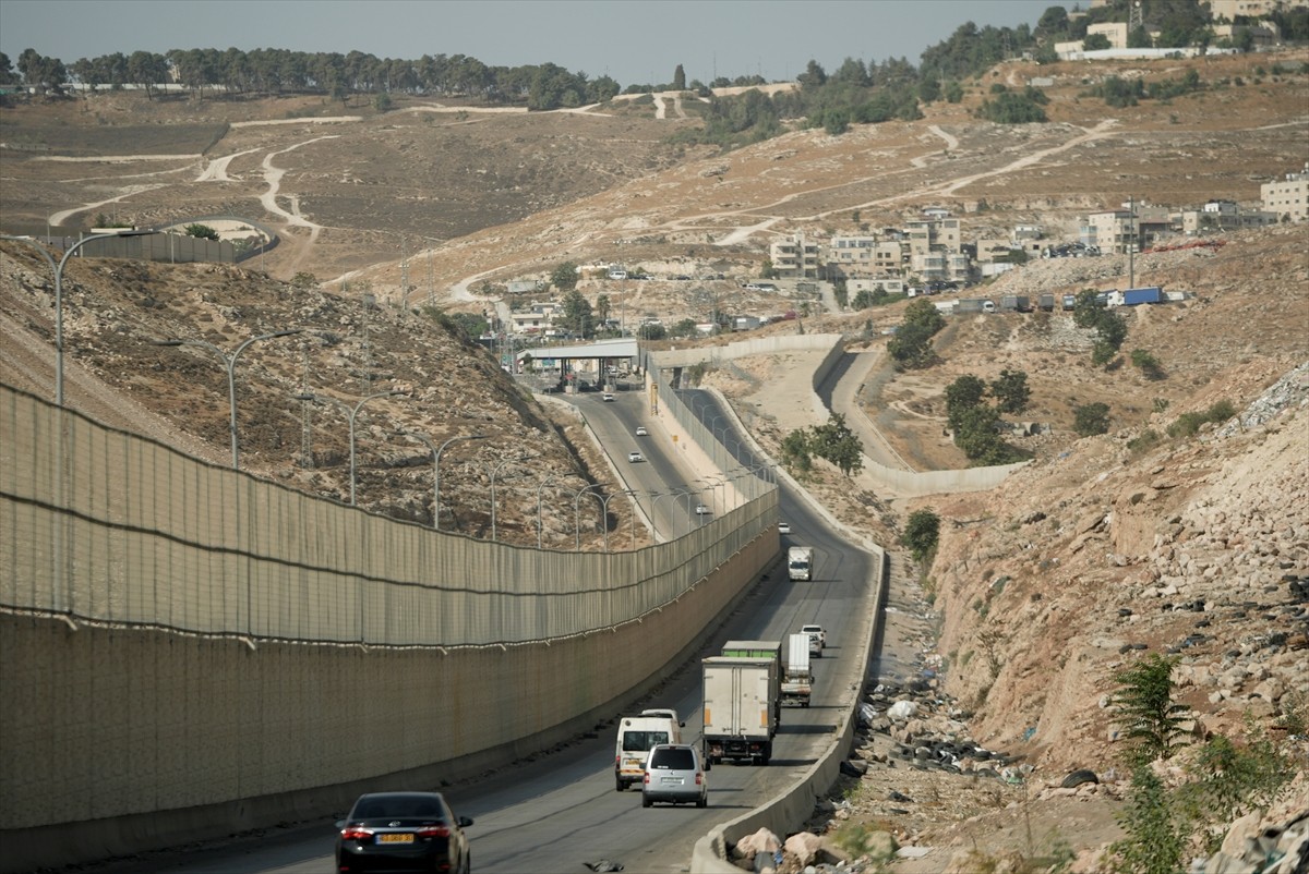 İsrail’in aşırı sağcı Maliye Bakanı Bezalel Smotrich'in işgal altındaki Doğu Kudüs’te...