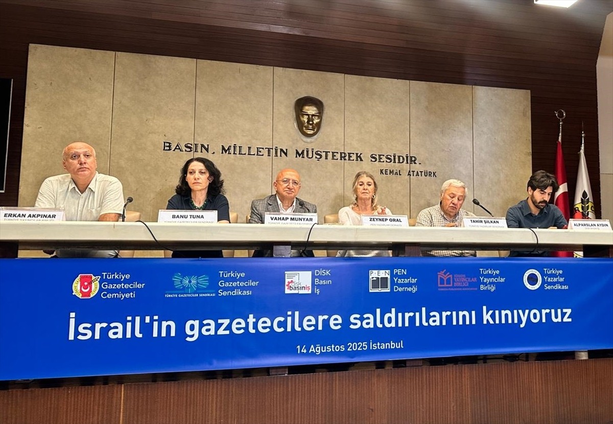 İstanbul'da bir araya gelen basın, yayın meslek örgütü temsilcileri, İsrail'in gazetecilere...