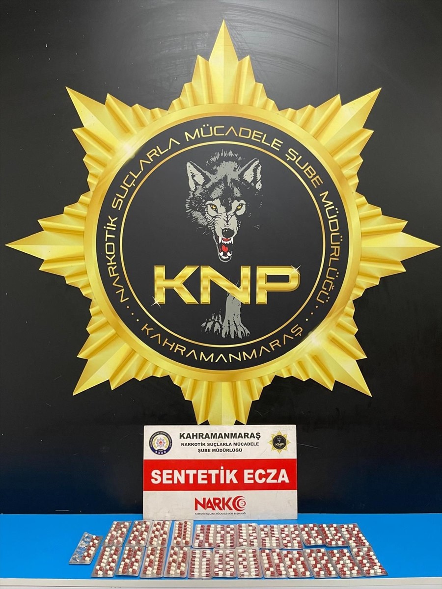 Kahramanmaraş'ta uyuşturucu operasyonunda gözaltına alınan şüpheli tutuklandı.  Zanlının adresinde...