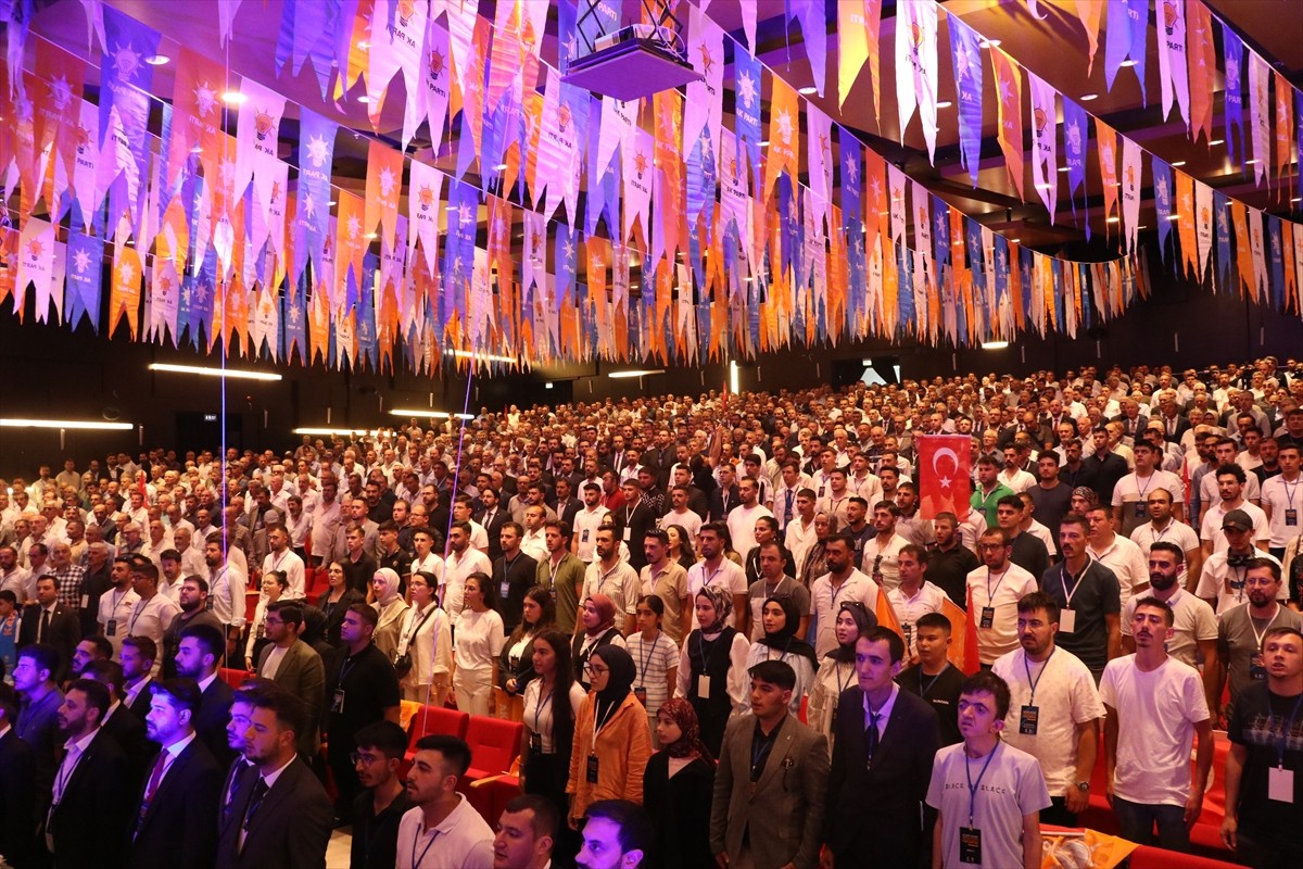 Kayseri'de Kadir Has Kültür Merkezi'nde AK Parti Genişletilmiş İl Danışma Meclisi Toplantısı...