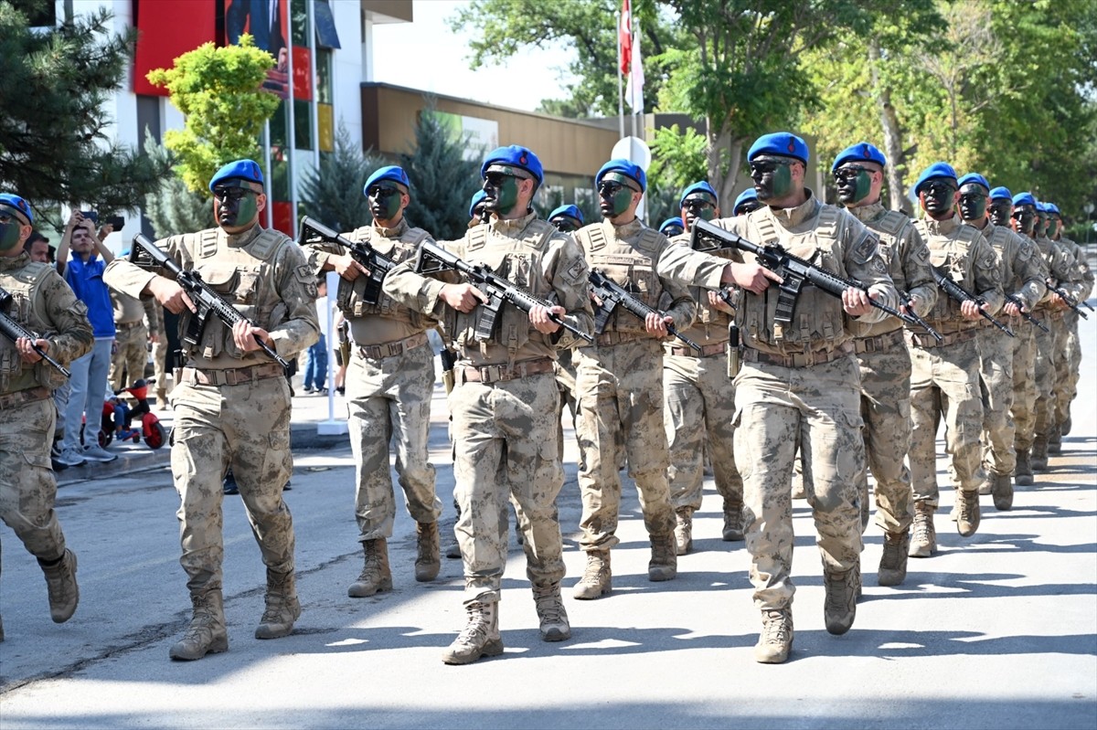 Kayseri, Sivas, Niğde, Kırıkkale, Kırşehir, Yozgat ve Nevşehir'de 30 Ağustos Zafer Bayramı'nın...