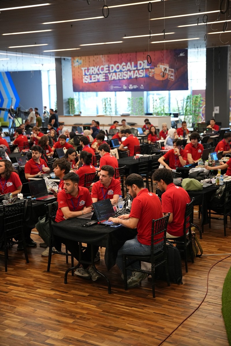 Kocaeli'de düzenlenen "TEKNOFEST Türkçe Doğal Dil İşleme Yarışması" finali, Bilişim Vadisi'nde...