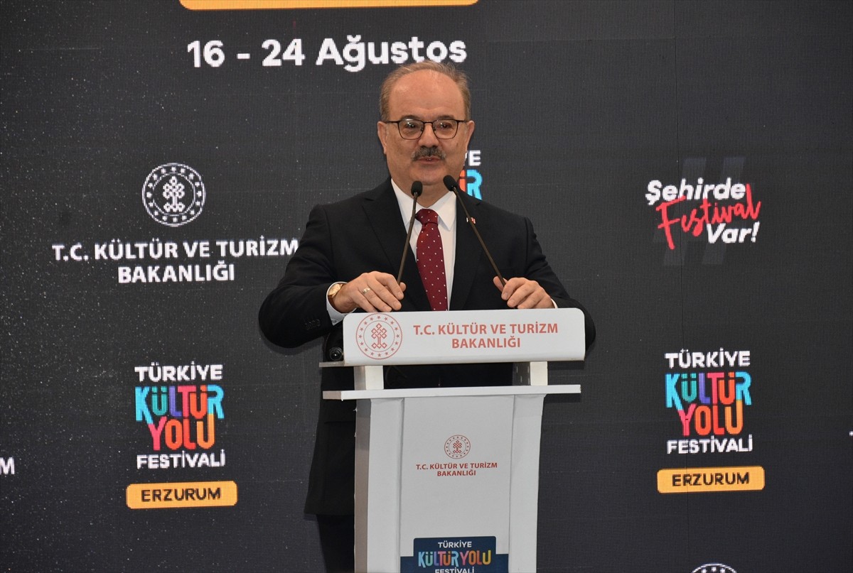 Kültür ve Turizm Bakan Yardımcısı Serdar Çam, Erzurum'da, Kültür ve Turizm Bakanlığı tarafından...