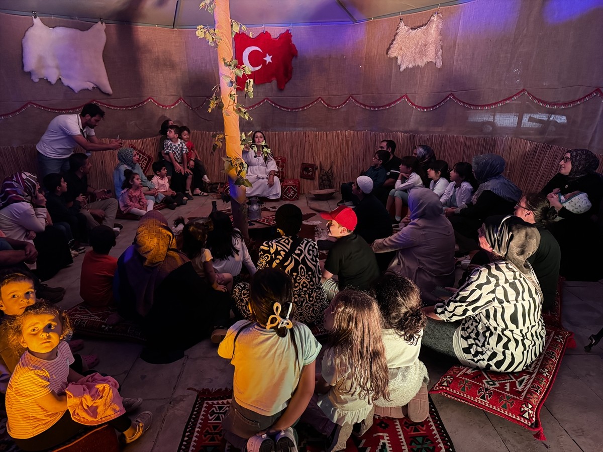 Kültür ve Turizm Bakanlığınca Türkiye Kültür Yolu Festivalleri kapsamında düzenlenen Erzurum...