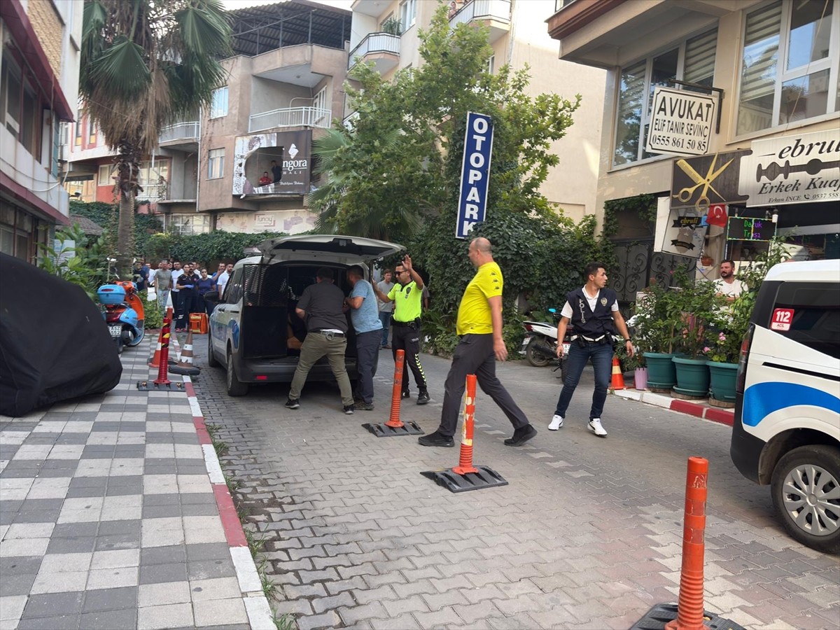 Manisa'nın Soma Emniyet Müdürlüğü ekipleri "kasten öldürme", "kasten yaralama", "silahlı tehdit"...