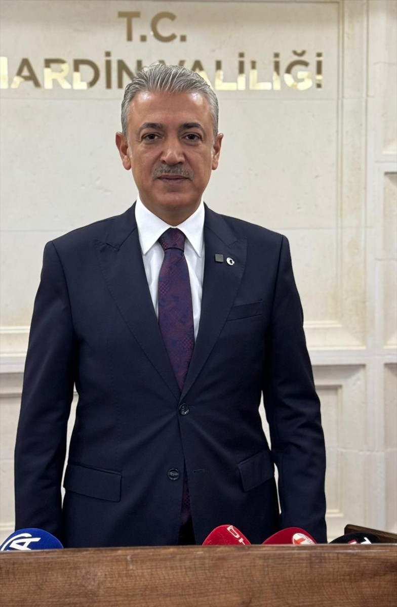 Mardin Valisi Tuncay Akkoyun başkanlığında, İl Emniyet Müdürü Cebrail Buğday ve İl Jandarma...