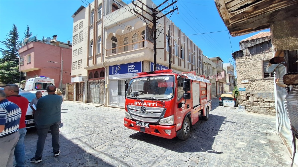 Mersin'in Tarsus ilçesinde yakınlarının bir süredir haber alamadığı kişi evinde ölü bulundu....
