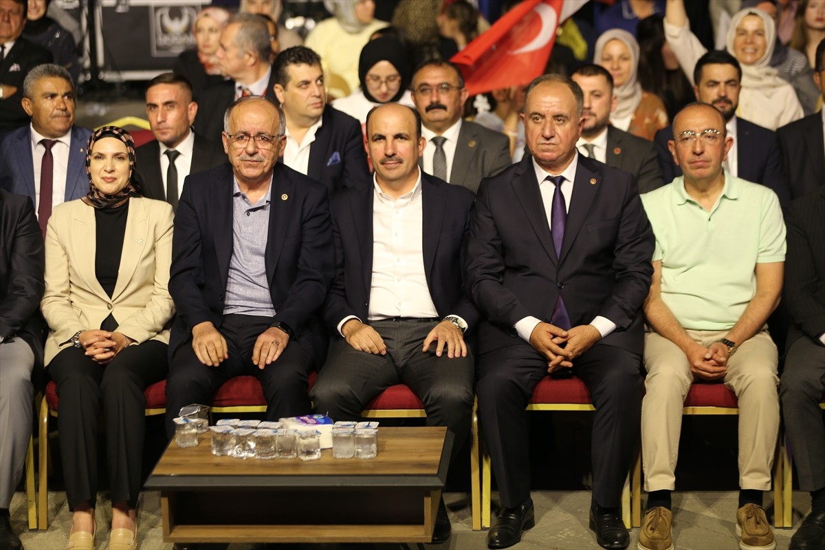 MHP Genel Başkan Yardımcısı Mustafa Kalaycı (sol 2), Konya'da partisinin il başkanlığınca, orman...