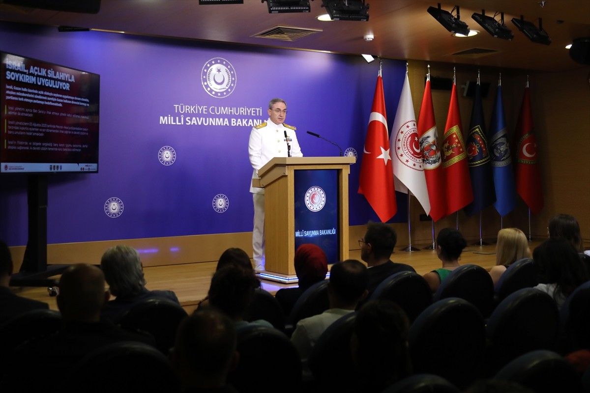 Milli Savunma Bakanlığı (MSB) Basın ve Halkla İlişkiler Müşaviri ve Bakanlık Sözcüsü Tuğamiral...