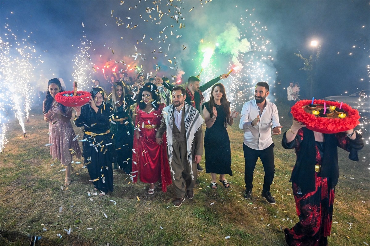 Panamalı Zuleimy Powell Quintero, Vanlı Harun Altair ile yöresel geleneklere göre gerçekleştirilen...