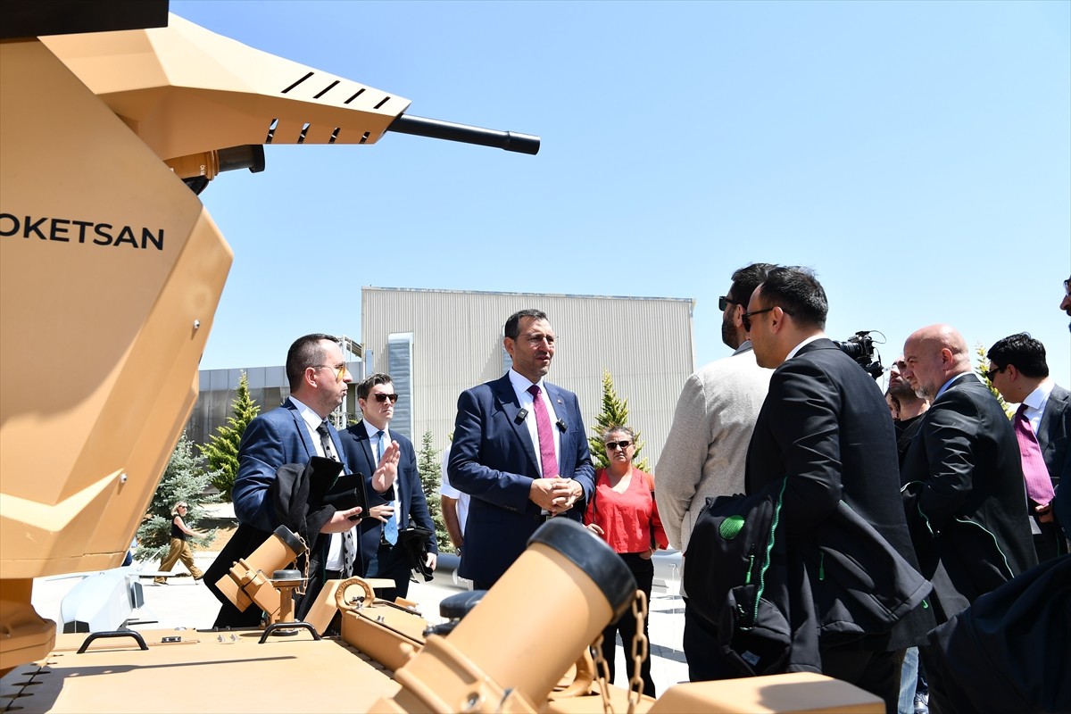 Roketsan Genel Müdürü Murat İkinci, Türkiye Basın Federasyonunun düzenlediği Anadolu Sohbetleri...