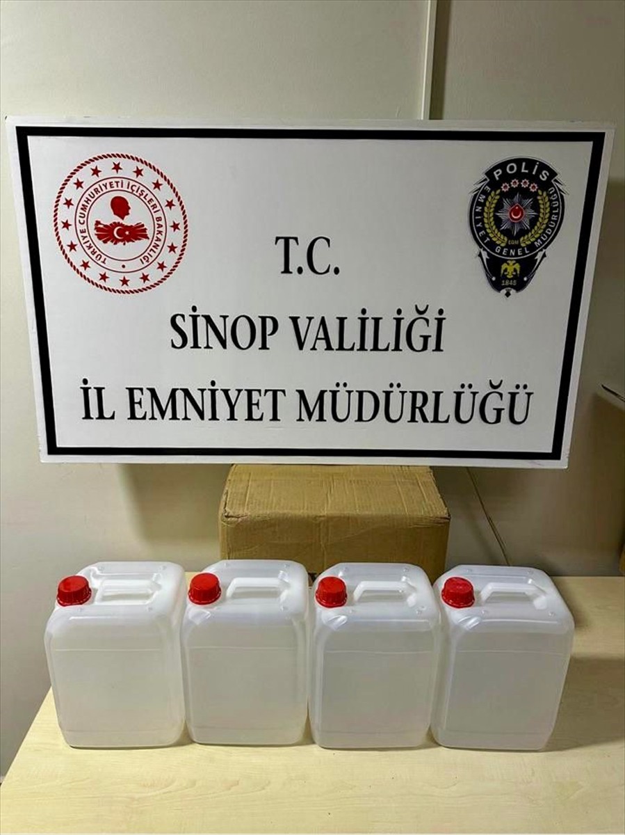 Sinop'ta düzenlenen kaçakçılık operasyonunda 3 şüpheli gözaltına alındı. Ekipler, belirlenen...