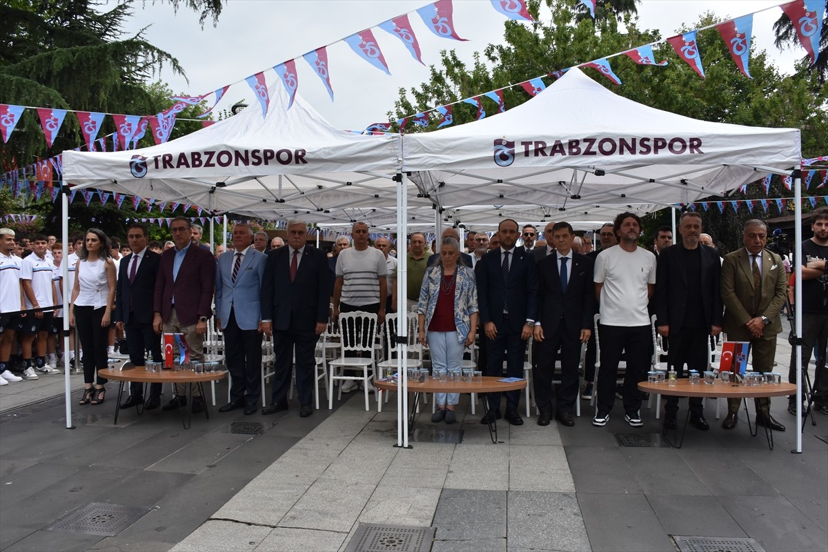 Trabzonspor Kulübünün kuruluşunun 58'inci yıl dönümü dolayısıyla 15 Temmuz Şehitleri ve Hürriyet...