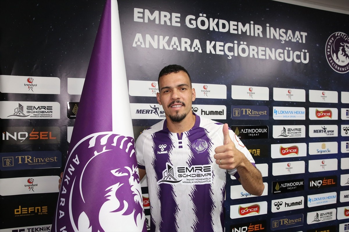 Trendyol 1. Lig ekibi Emre Gökdemir İnşaat Ankara Keçiörengücü, Brezilyalı stoper Wellington...