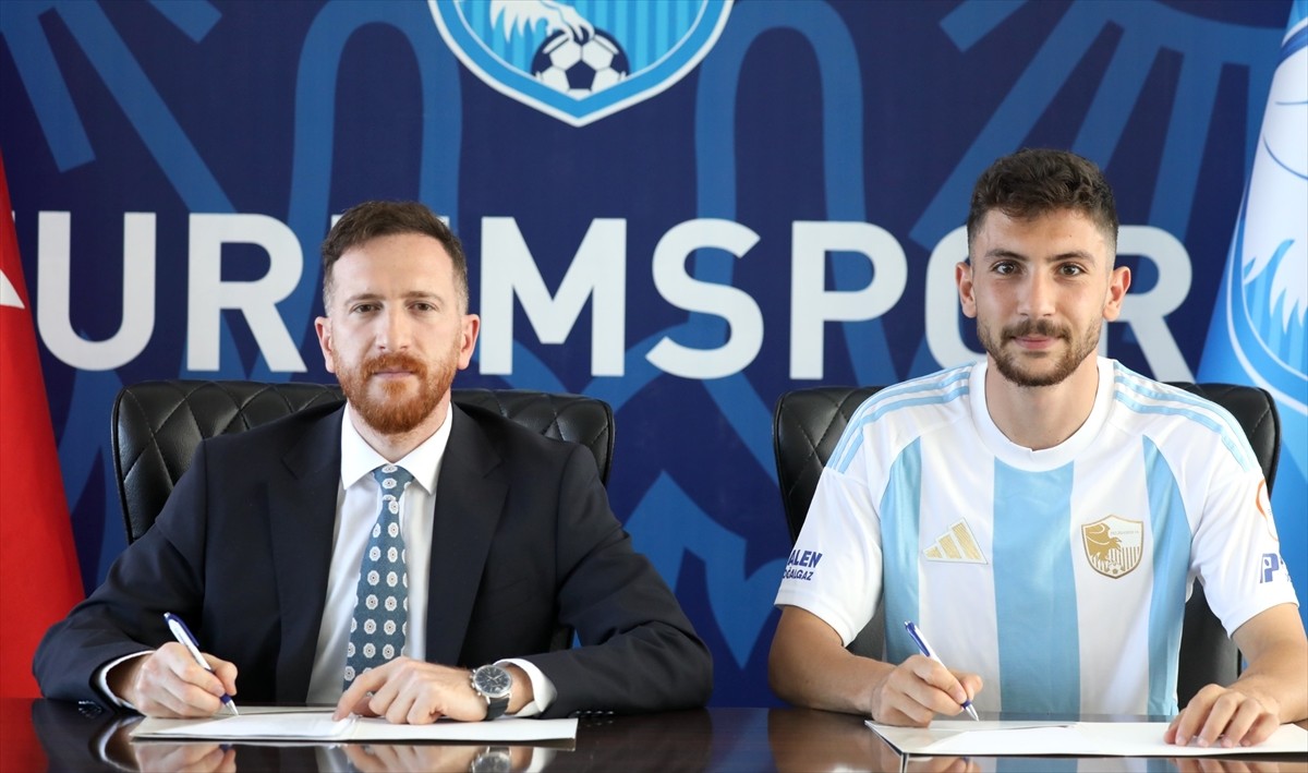 Trendyol 1. Lig takımlarından Erzurumspor FK, Martin Rodriguez'i transfer etti. Kanat oyuncusu...