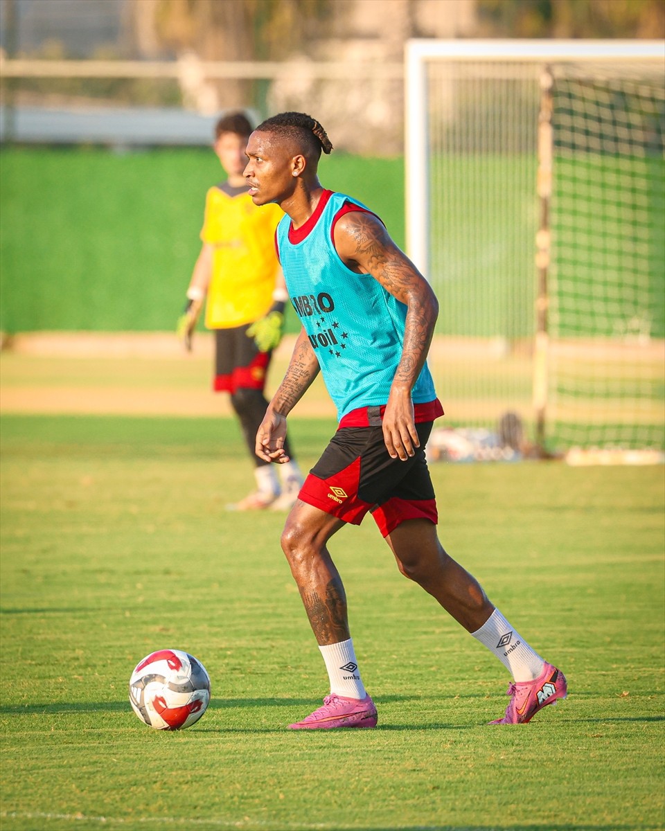 Trendyol Süper Lig'in 2. haftasında 16 Ağustos Cumartesi günü sahasında Fenerbahçe ile...