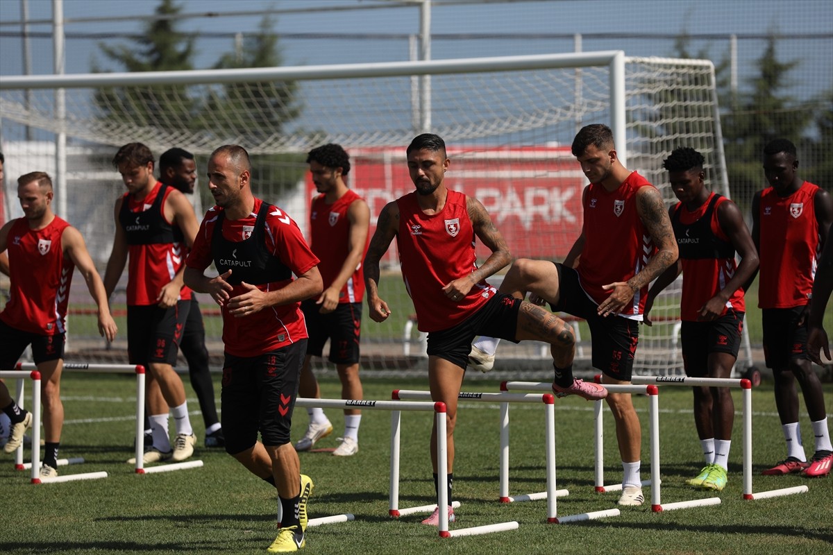 Trendyol Süper Lig ekiplerinden Samsunspor, 16 Ağustos'ta deplasmanda oynayacağı Kocalespor...
