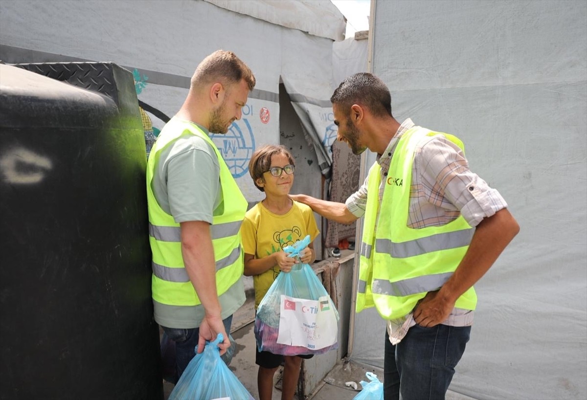 Türk İşbirliği ve Koordinasyon Ajansı Başkanlığı (TİKA), İsrail'in insani yardım girişlerini...