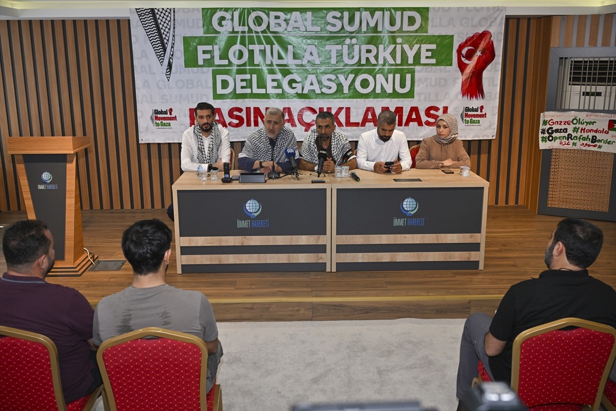 Türkiye'deki aktivistler ve sivil toplum kuruluşları, İsrail'in insani yardım girişini kısıtlayan...