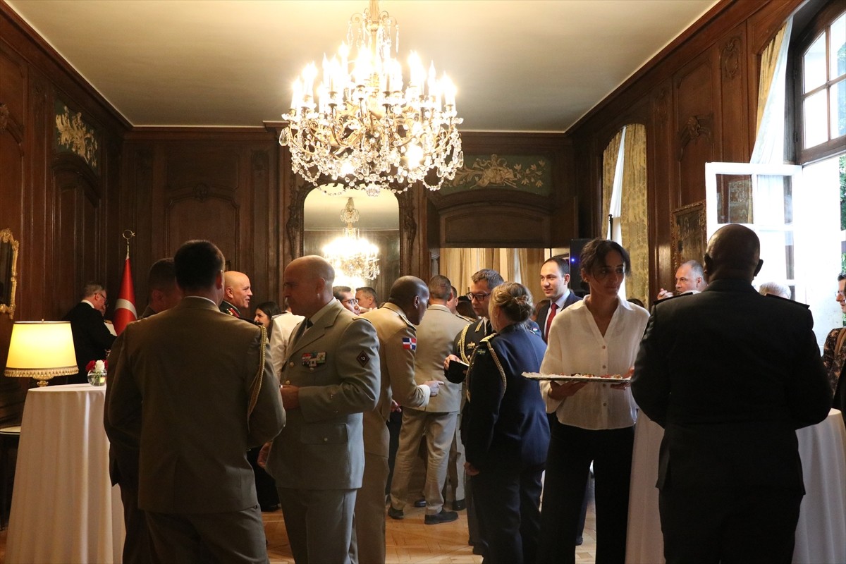 Türkiye'nin Paris Büyükelçiliği'nde 30 Ağustos Zafer Bayramı dolayısıyla resepsiyon...