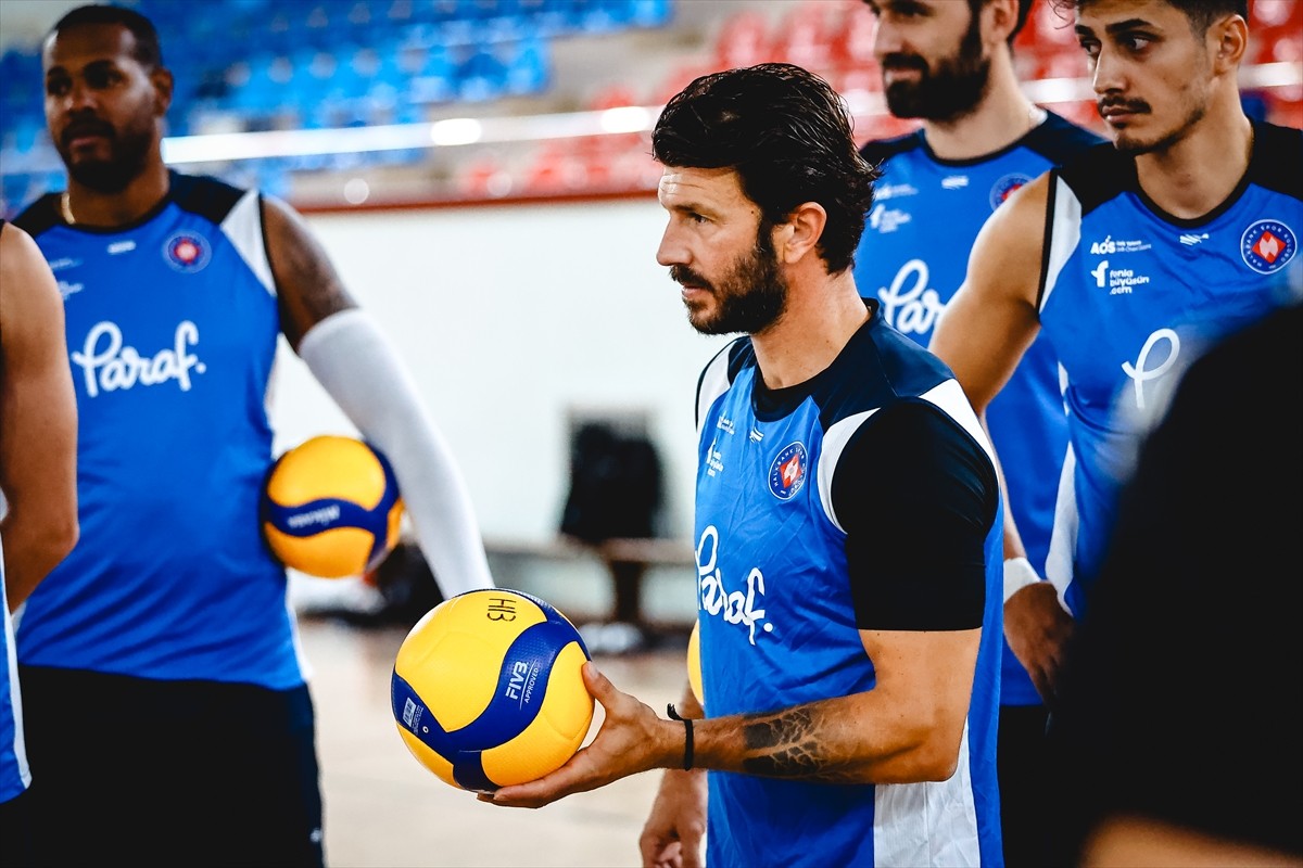 Yeni sezon hazırlıklarını Bolu'da sürdüren Halkbank Erkek Voleybol Takımı'nın kaptanı Ulaş Kıyak...