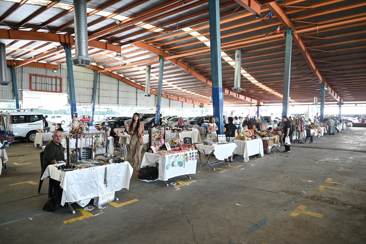 Adana'da, 2025 Uluslararası Kooperatifler Yılı kapsamında açılan Kadın Girişimci ve Çiftçi...