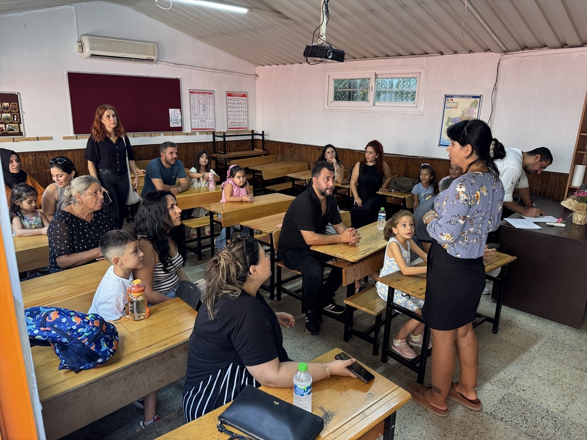Adana ve Mersin'de okul öncesi ve ilkokul birinci sınıf öğrencilerine yönelik uyum eğitimleri...