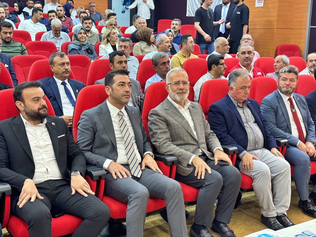 AK Parti Grup Başkanvekili Bahadır Yenişehirlioğlu, Osmaniye Ticaret ve Sanayi Odası Konferans...