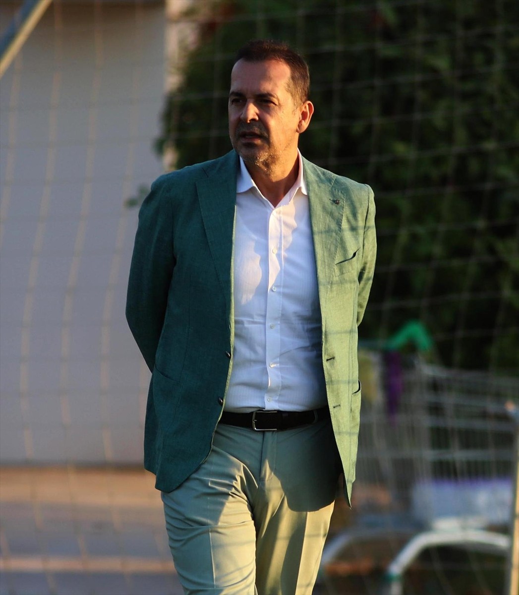 Antalyaspor Başkanı Rıza Perçin, AA muhabirine açıklamalarda bulundu. Perçin, "Futbol şansımız...