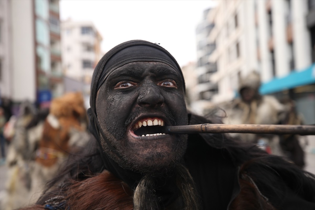 Balıkesir'in düşman işgalinden kurtuluşunun 103'üncü yıl dönümü, geleneksel "Tülütabaklar"...