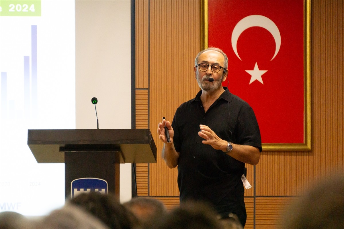 Boğaziçi Üniversitesi İklim Değişikliği ve Politikaları Uygulama ve Araştırma Merkezi Yönetim...