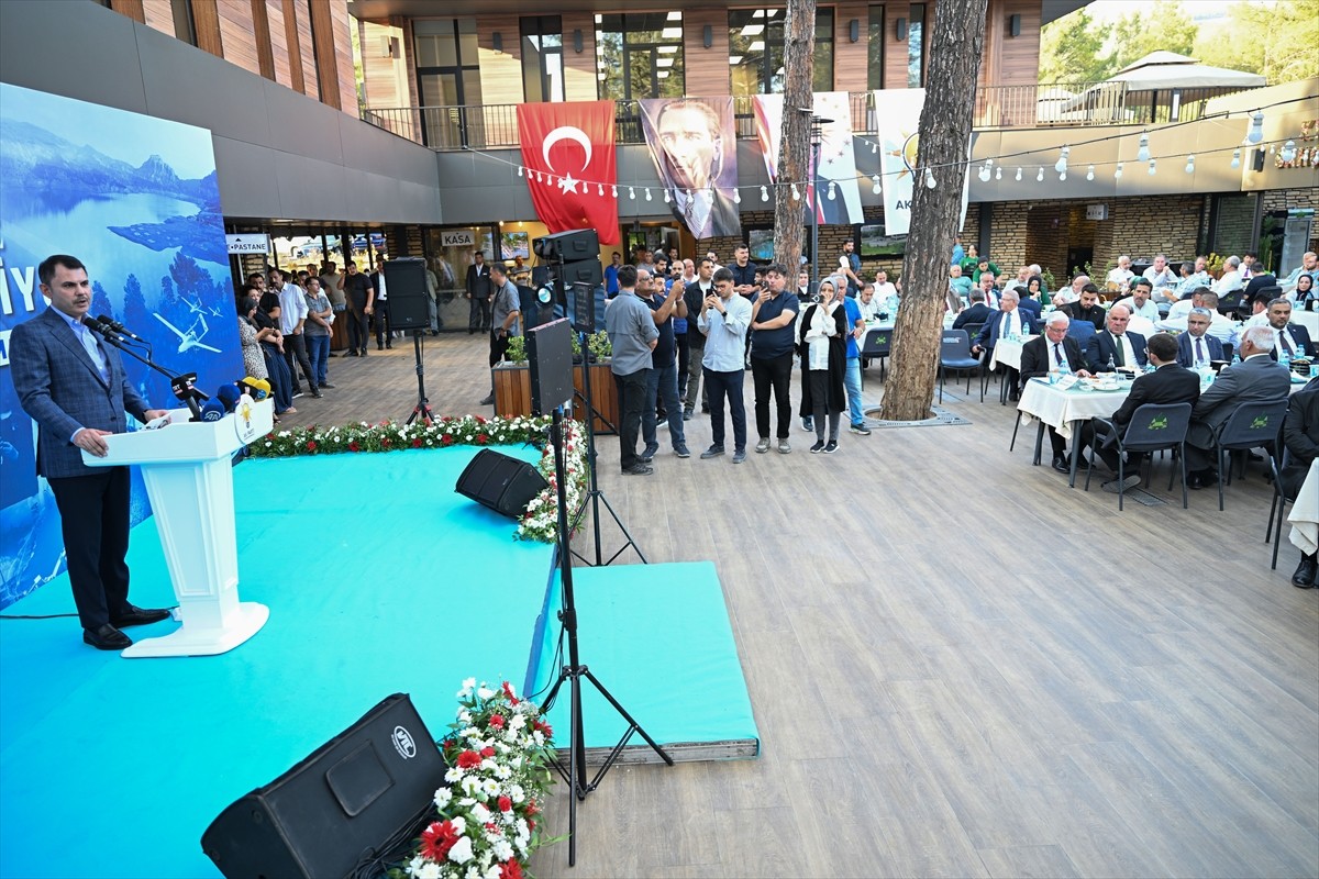 Çevre, Şehircilik ve İklim Değişikliği Bakanı Murat Kurum (fotoğrafta), Kahramanmaraş'ta, Türkiye...