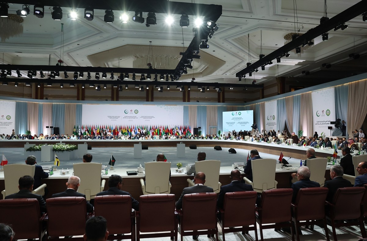 Cumhurbaşkanı Recep Tayyip Erdoğan, Katar’ın başkenti Doha’da yapılan İslam İşbirliği...