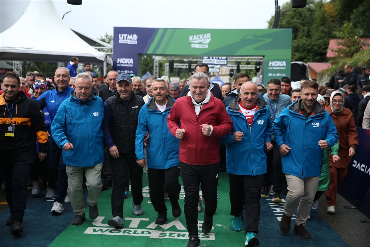 Dünyanın en prestijli ultra dağ maratonu UTMB Dünya Serisi'nin Türkiye'deki ilk ayağı 'Kaçkar by...