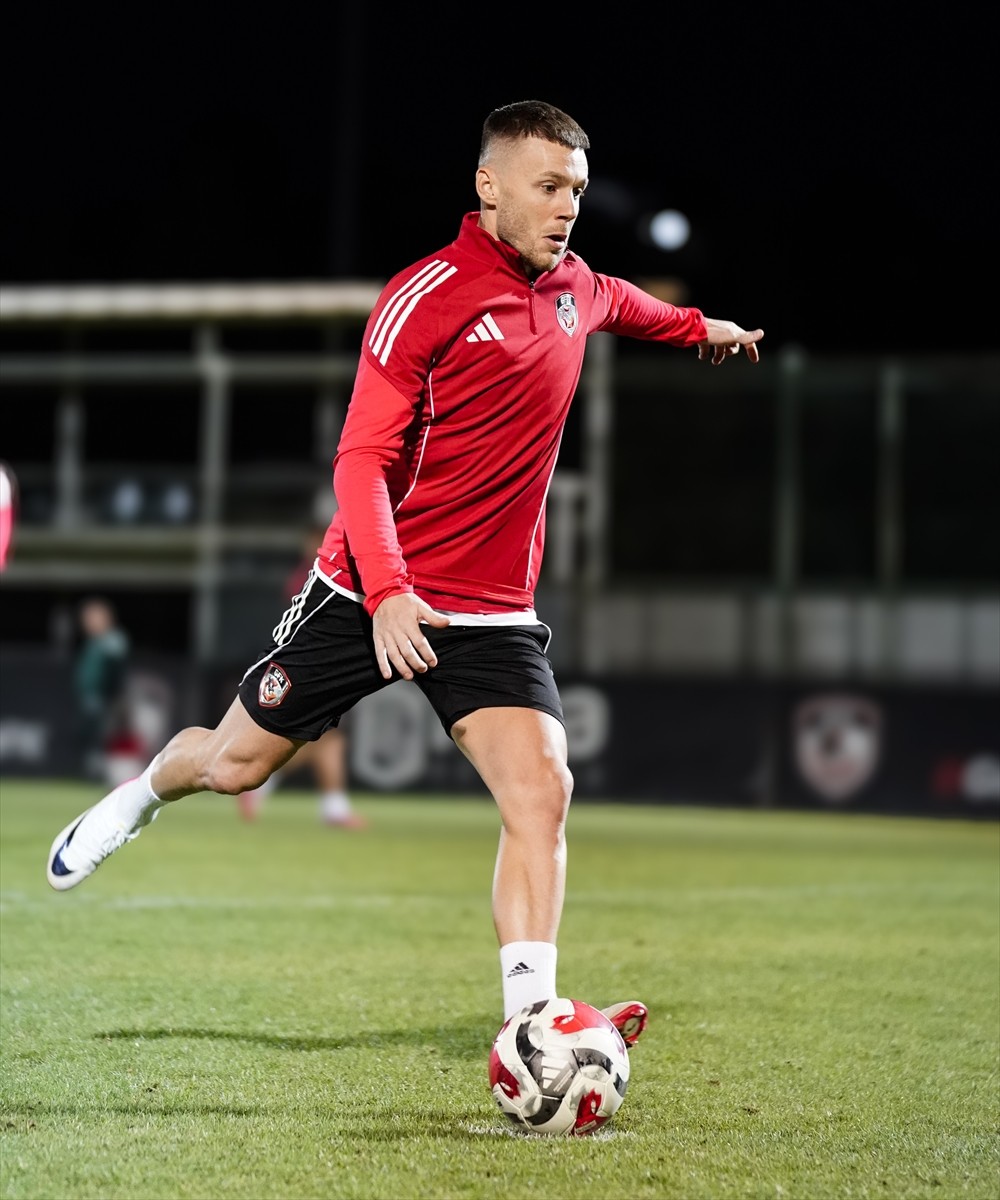 Gaziantep FK, Trendyol Süper Lig'in 7. haftasında konuk edeceği Samsunspor maçının hazırlıklarını...