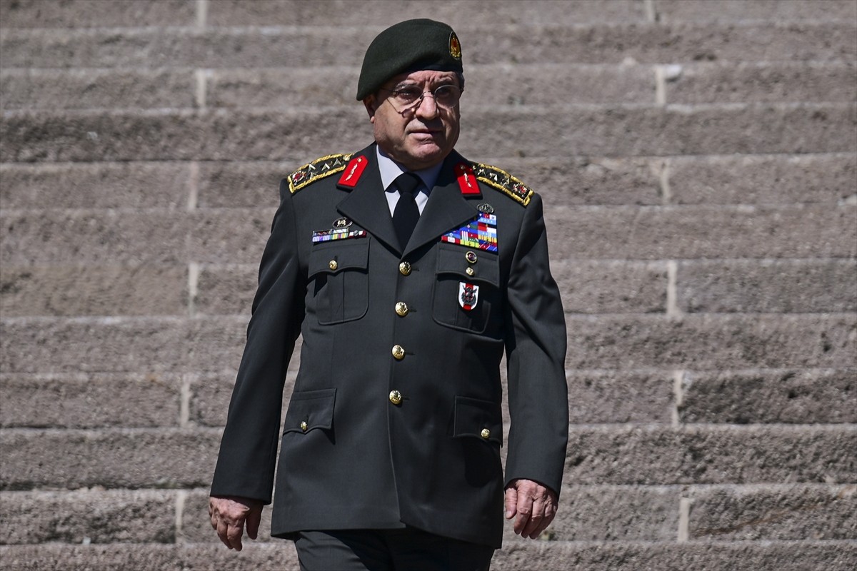 Genelkurmay Başkanı Orgeneral Selçuk Bayraktaroğlu (fotoğrafta), Katar Genelkurmay Başkanı...