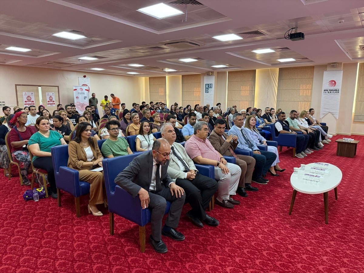 Hatay'da "2025 Aile Yılı" kapsamında "Ailede Şifa, Toplumda Dayanışma" projesinin tanıtımı...