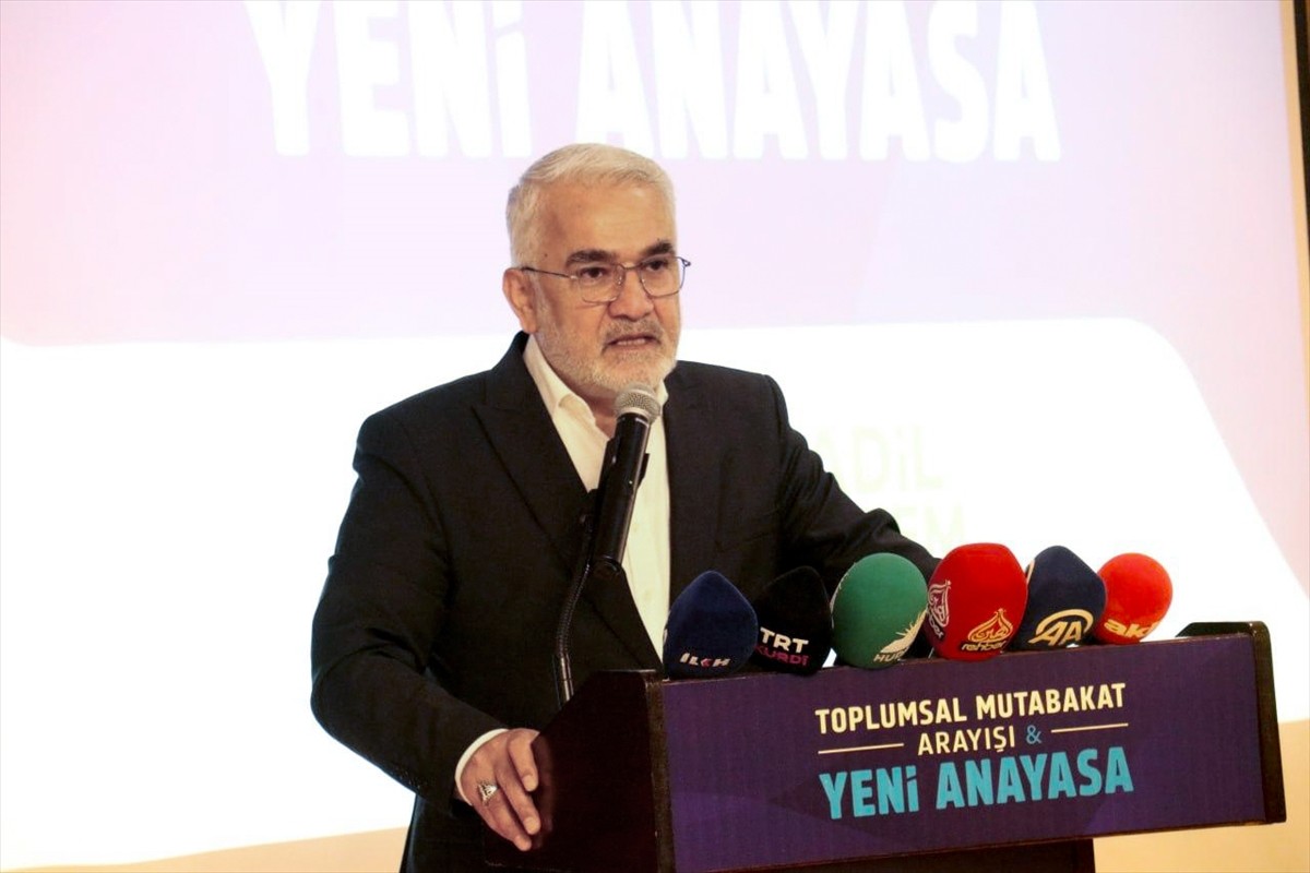 HÜDA PAR İnsan Hakları ve Hukuk İşleri Başkanlığınca, İstanbul'da "Toplumsal Mutabakat Arayışı ve...