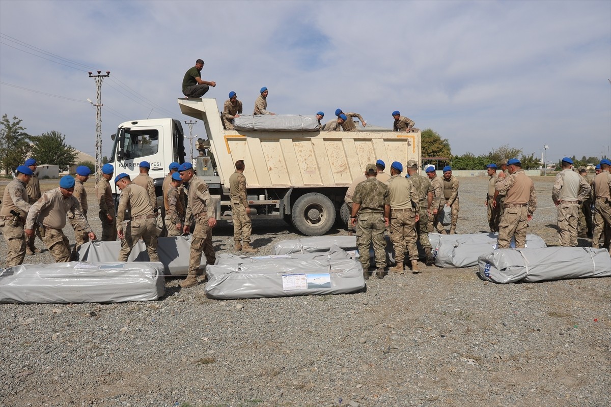 Iğdır'da Bölgesel Deprem Saha Tatbikatı gerçekleştirildi. Iğdır Afet ve Acil Durum Müdürlüğünce...