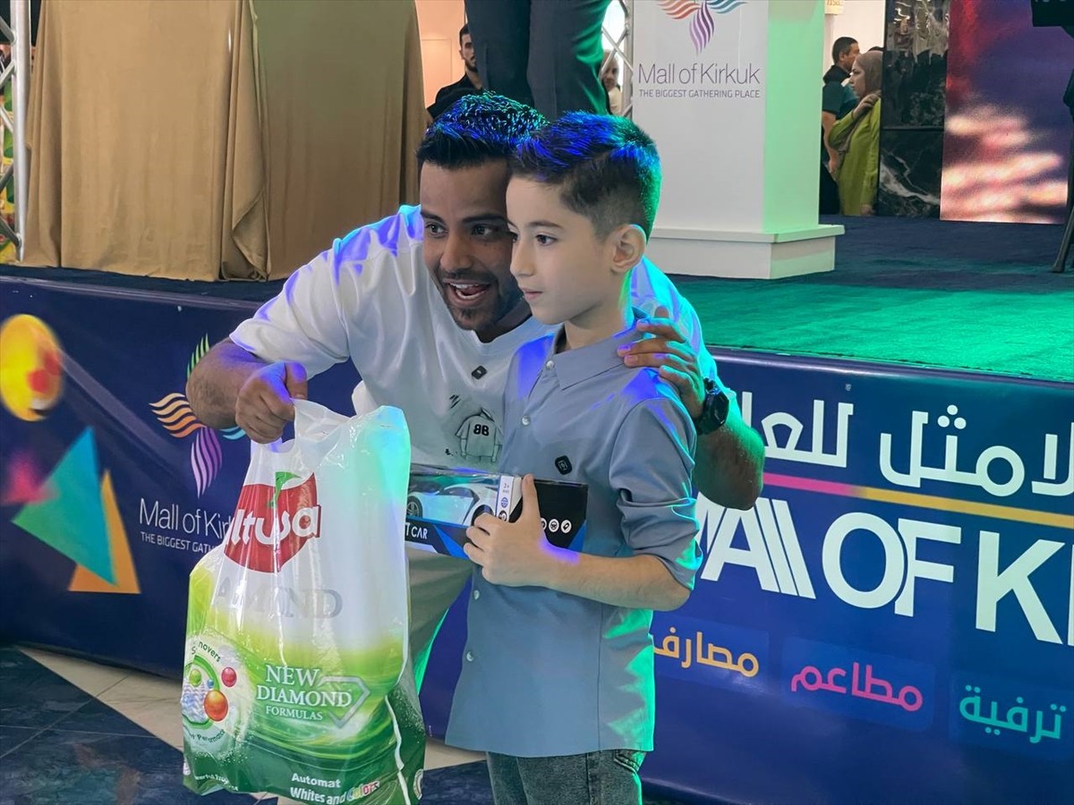 Irak'ın Kerkük kentinde Mevlid-i Nebi Haftası etkinlikleri kapsamında "Muhammed" adını taşıyan...