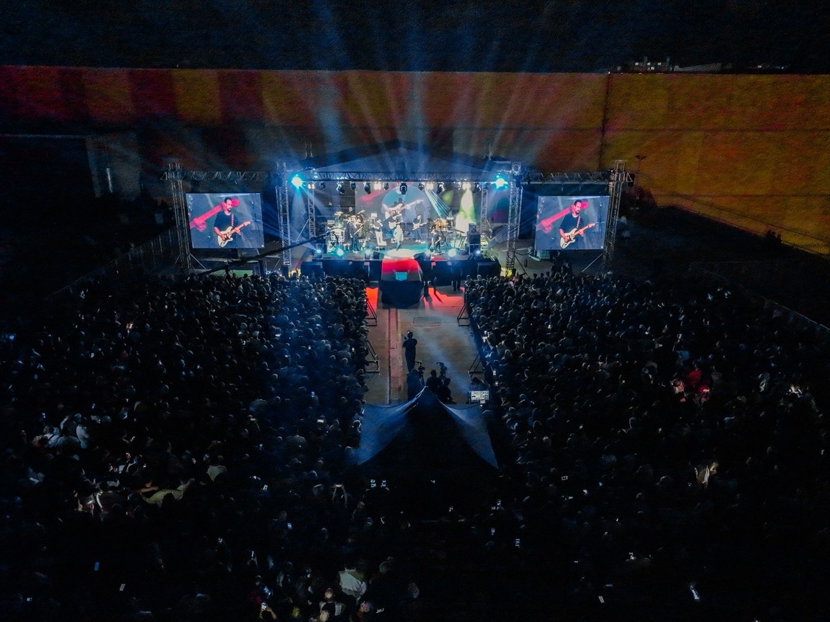 Karadeniz müziğinin önemli temsilcileri Niyazi Koyuncu, Selçuk Balcı ve Şevval Sam, Marmara Park...