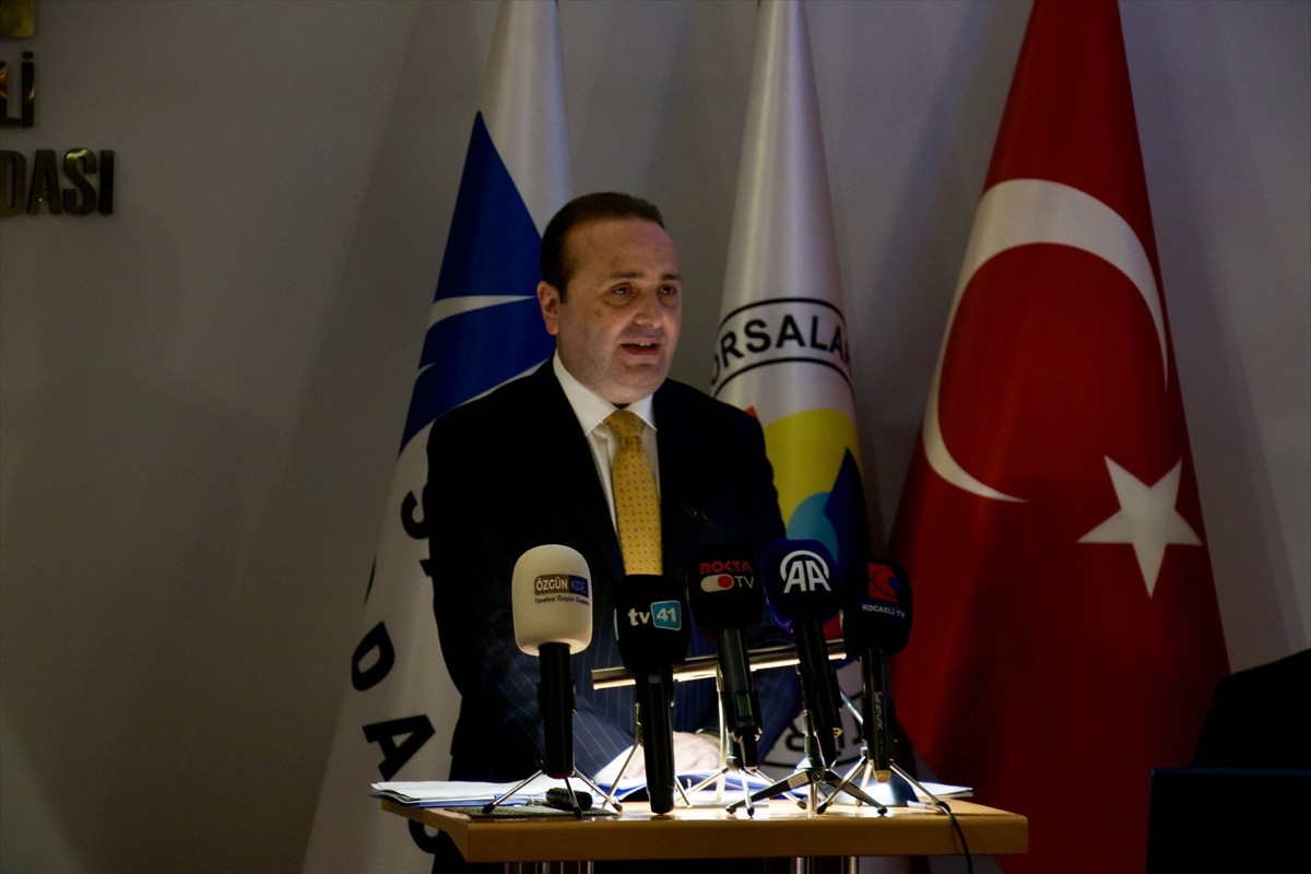 Kocaeli Sanayi Odası (KSO) eylül ayı meclis toplantısına katılan Ticaret Bakan Yardımcısı Mustafa...