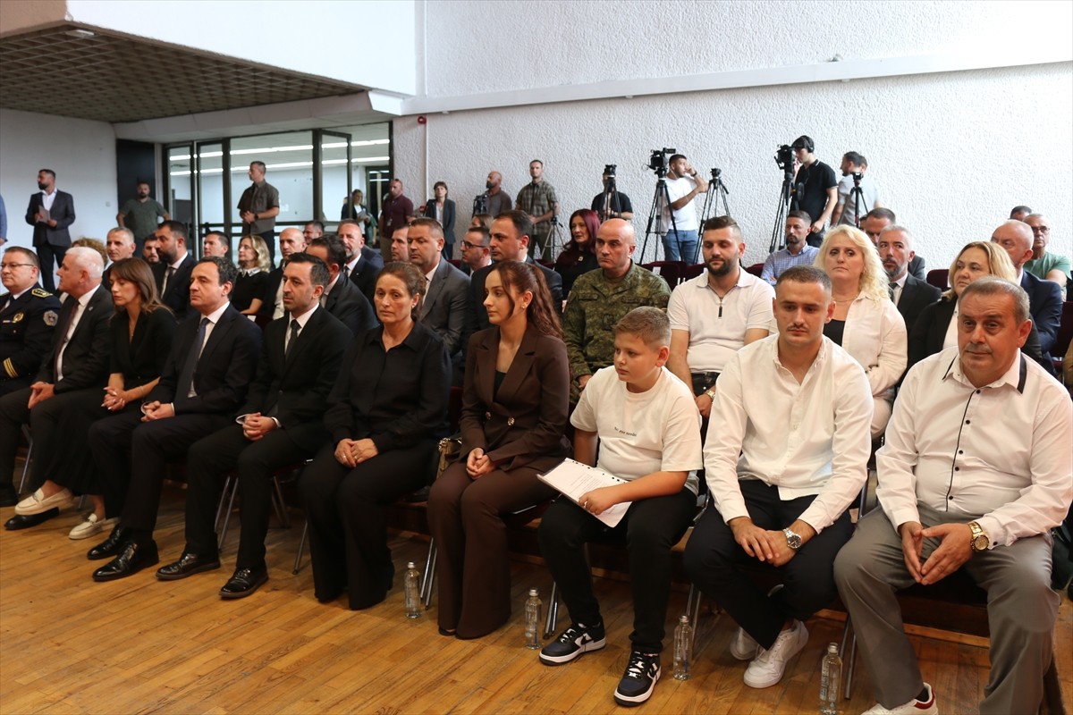 Kosova'nın kuzeyinde 2023'te düzenlenen Banjska saldırısı sırasında silahlı Sırp grubun ateş...