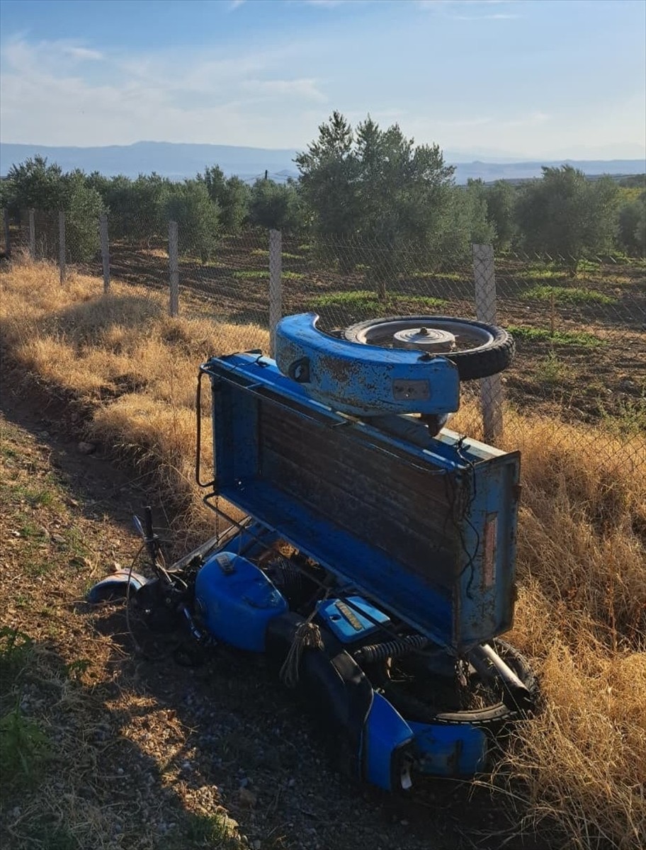 Manisa'nın Salihli ilçesinde sepetli motosikletin devrilmesi sonucu 1 kişi öldü.