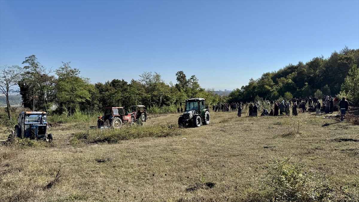 Samsun'un Atakum il­çe­sin­de Çatmoluk Ma­hal­lesi sa­kin­le­ri, Atakum Belediyesince yapılması...