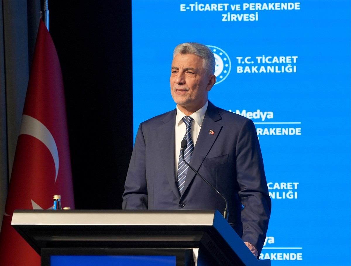 Ticaret Bakanı Ömer Bolat, TürkMedya'nın İstanbul Finans Merkezi'nde düzenlediği e-Ticaret ve...