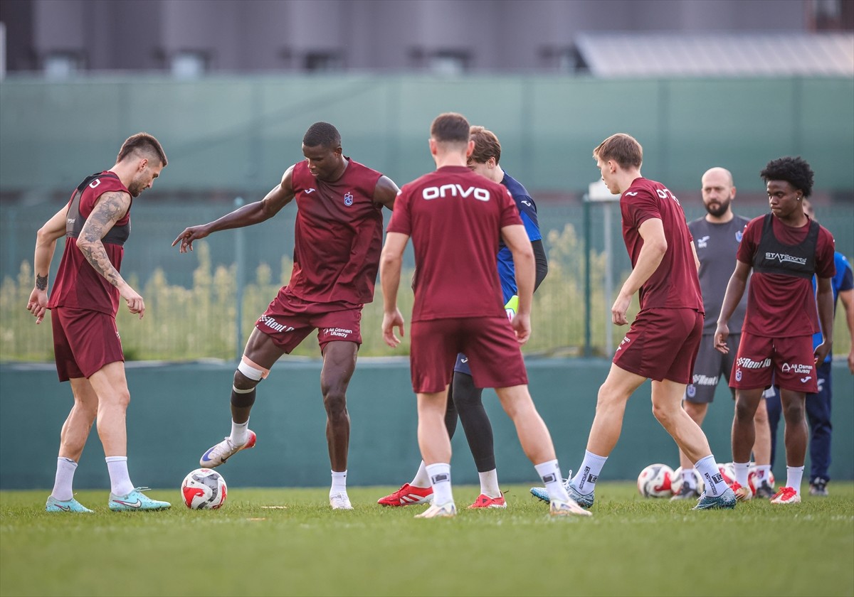 Trabzonspor, Trendyol Süper Lig'in 5. haftasında deplasmanda Fenerbahçe ile yapacağı maçın...