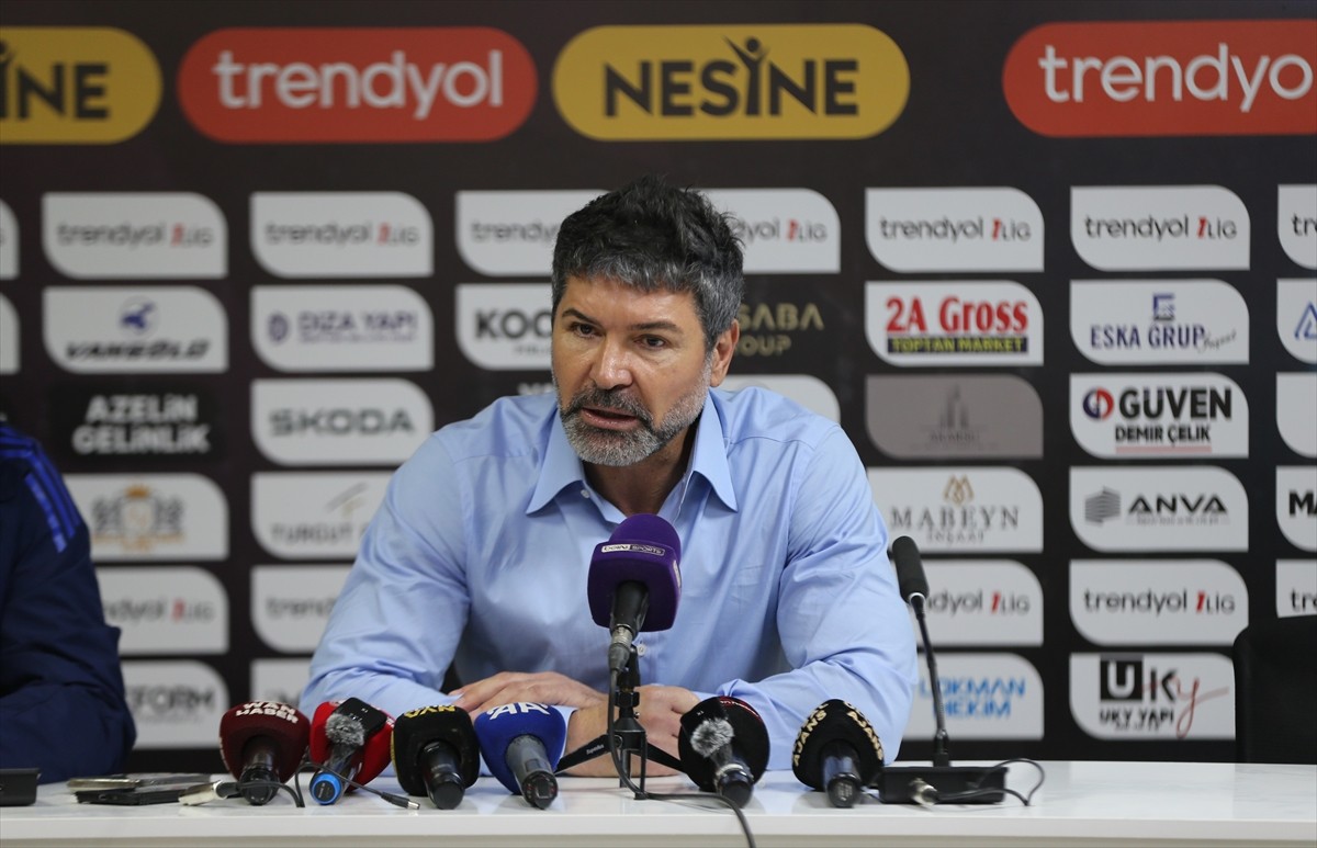 Trendyol 1. Lig'in 8. haftasında sahasında Amed Sportif Faaliyetler'i 3-0 yenen İmaj Altyapı...