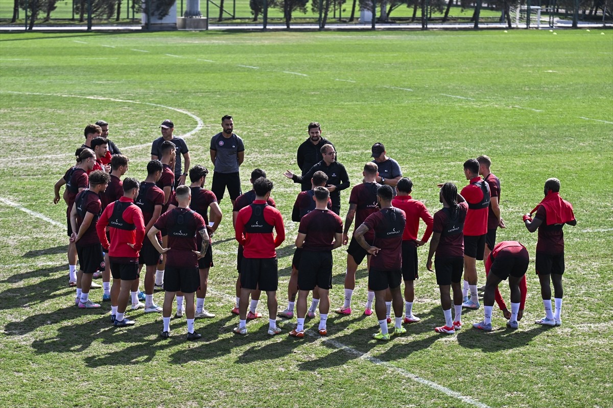 Trendyol Süper Lig'in 7. haftasında Trabzonspor'u konuk edecek Fatih Karagümrük, TFF Riva Hasan...